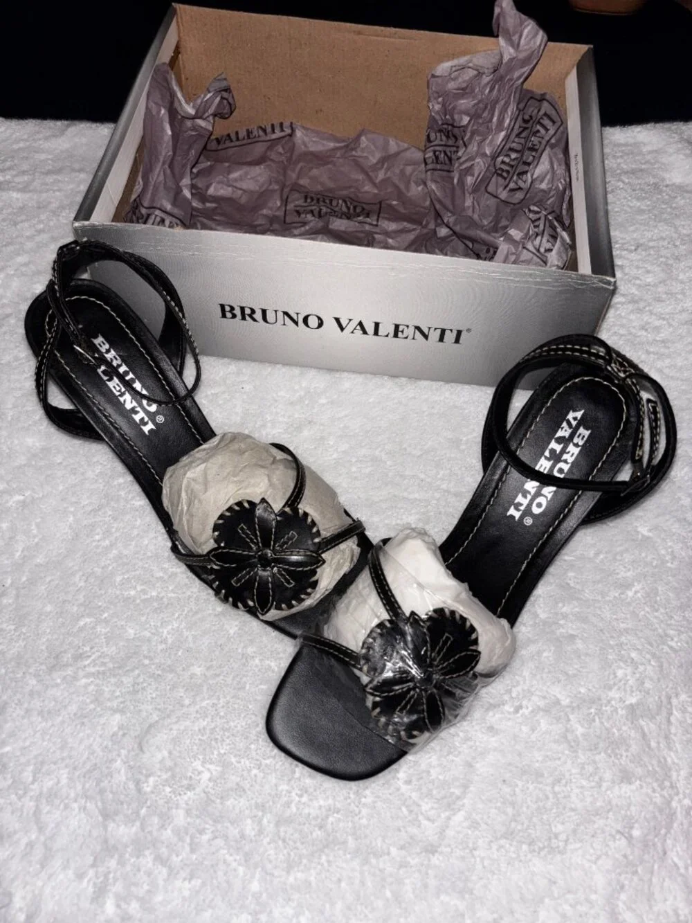 Bruno Valenti Women’s Black Ankle Strap Dress Sandals Floral | Size US 7.5